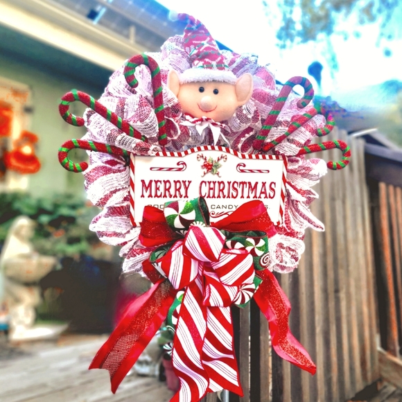 Christmas Plush Elf Wreath Candy Canes Deco Mesh Bow - Picture 3 of 7